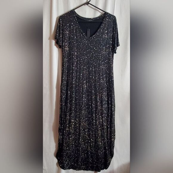 Huskary | NWT Black Maxi Length Dress w/Metallic Polka Dots and Pockets | Size M - Picture 1 of 8